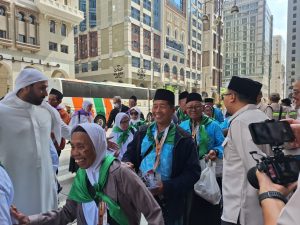 Kloter Perdana Jemaah Haji Indonesia Tiba di Madinah 2