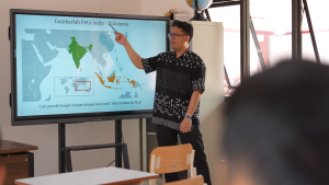 Guru Sekolah Rakyat Bekasi Ungkap Semangat Belajar Siswa di Tengah Keterbatasan