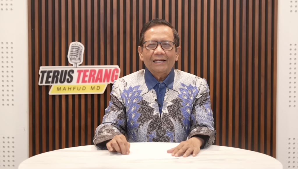 Mahfud MD Bersuara terkait pengalihan kasus febrie