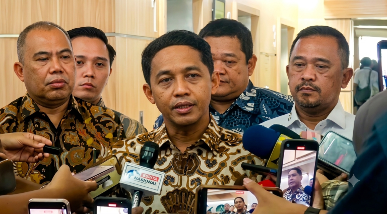 Raja Juli Anton Kasus Bupati Kuansing