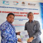 Penyerahan Laporan IT PLN-APITU