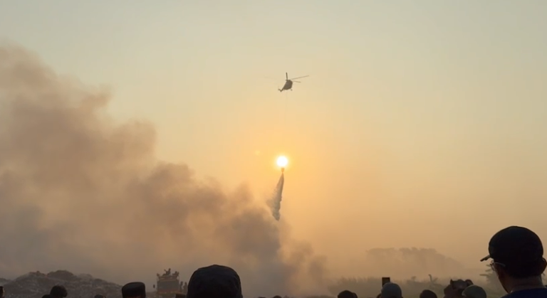 bpbn kebakaran heli bombing