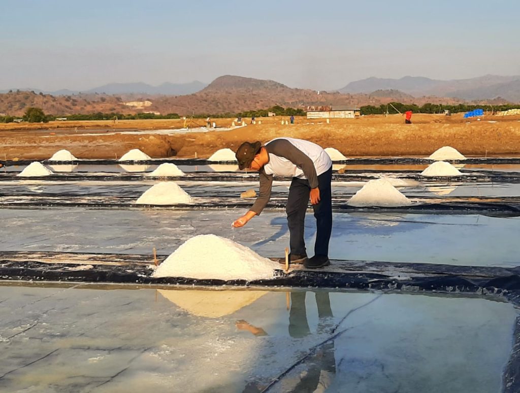 produksi-garam-nasional-capai-25-juta-ton65f94275a3ca9